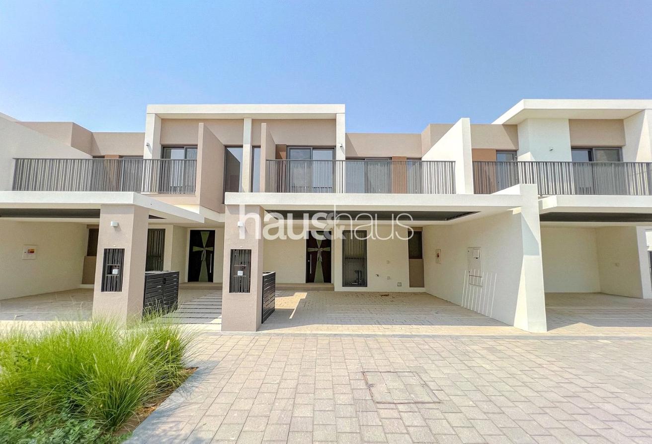 3 bedrooms Townhouse in Tilal Al Ghaf, UAE No. 98860