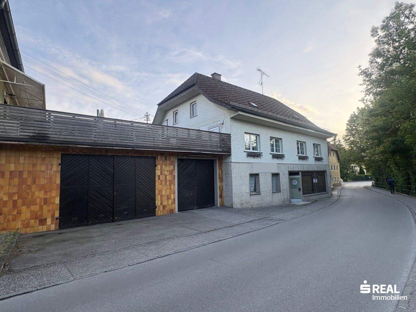 7 rooms Apartment in Lambach, Austria No. 143634