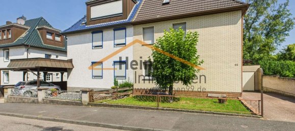 5 bedrooms Townhouse in Bergisch Gladbach, Germany No. 270369 2