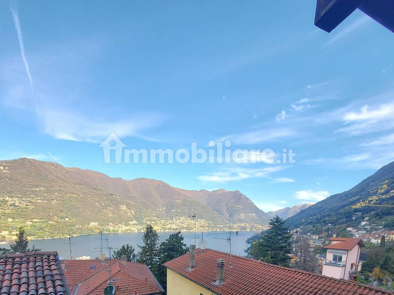 Apartamento de 3 dormitorios en Blevio, Italy No. 323448