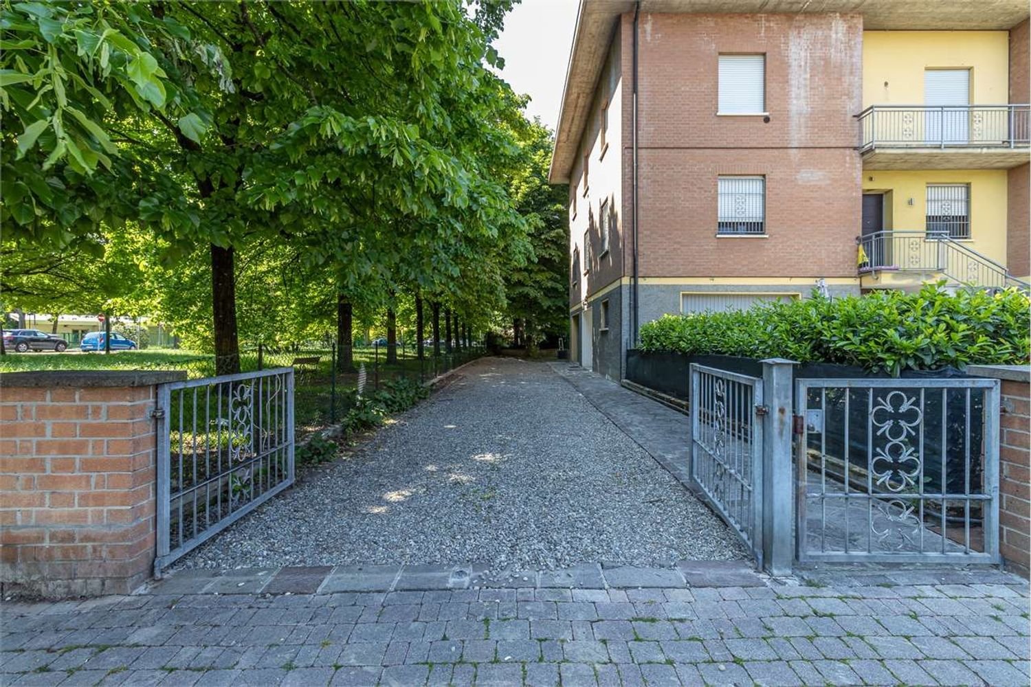 5 Schlafzimmer Wohnung in Formigine, Italy, Nr. 320430