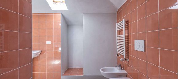 5 Schlafzimmer Wohnung in Formigine, Italy, Nr. 320430 9