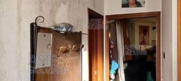 Apartamento de 3 divisões em Ispra, Italy N.º 12947 8