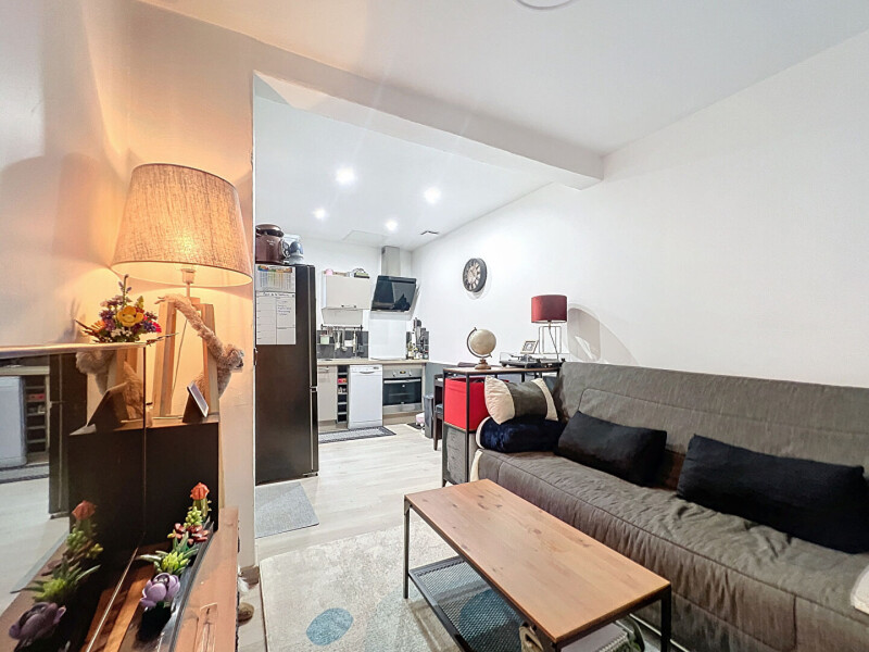 1 bedroom Apartment in Cernay-la-Ville, France No. 175428