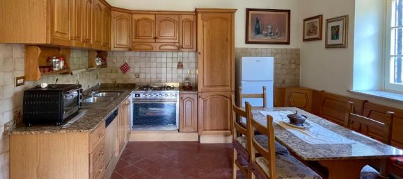 4 bedrooms Villa in Arpino, Italy No. 381078 47