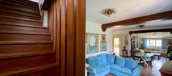 4 bedrooms Villa in Arpino, Italy No. 381078 50