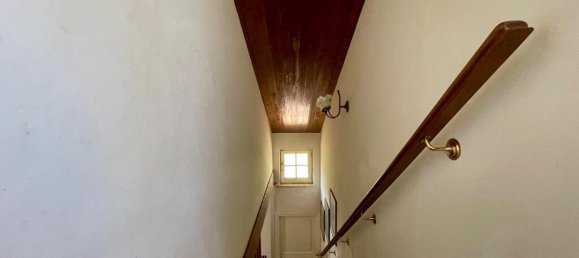 4 bedrooms Villa in Arpino, Italy No. 381078 3