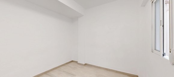 Apartamento de 3 dormitorios en Torrent, Spain No. 170591 22