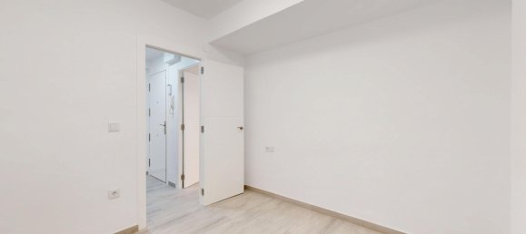 Apartamento de 3 dormitorios en Torrent, Spain No. 170591 23