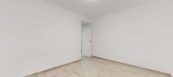 Apartamento de 3 dormitorios en Torrent, Spain No. 170591 20