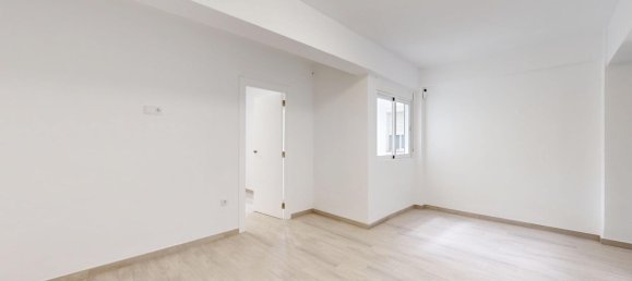 Apartamento de 3 dormitorios en Torrent, Spain No. 170591 18