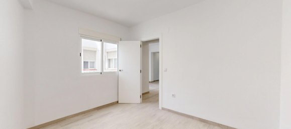 Apartamento de 3 dormitorios en Torrent, Spain No. 170591 26
