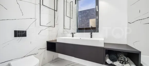 4 Schlafzimmer Villa in Marbella, Spain, Nr. 190019 23