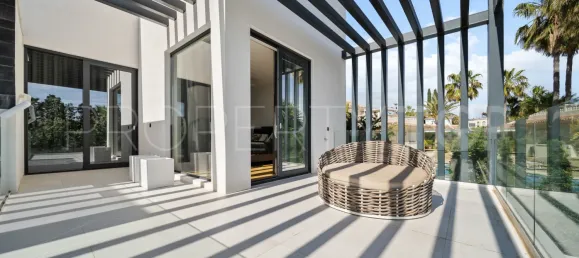 4 Schlafzimmer Villa in Marbella, Spain, Nr. 190019 7