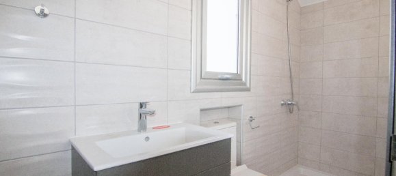 Вилла с 4 спальнями в Паралимни, Кипр № 21702 11