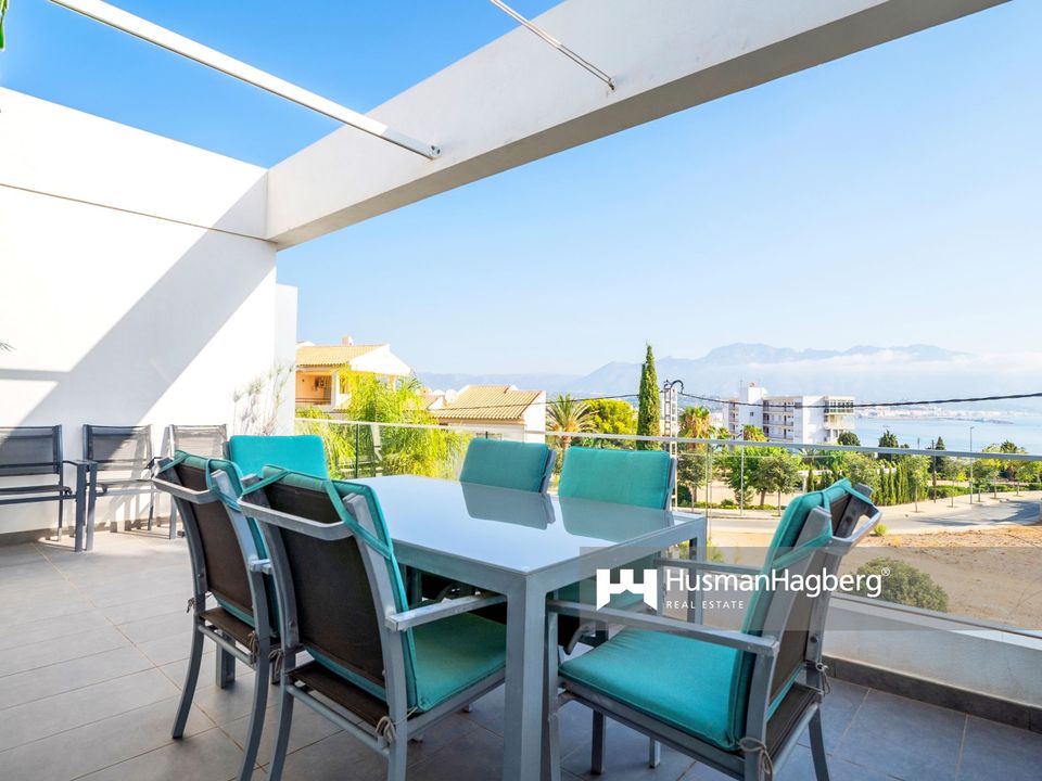 4 bedrooms Villa in L'Albir, Spain No. 279539