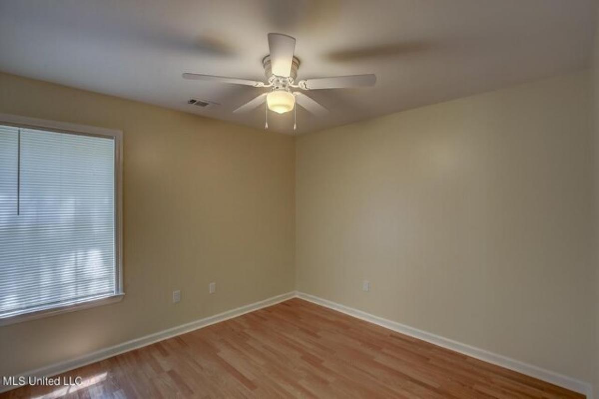 3 bedrooms House in Walls, USA No. 400957