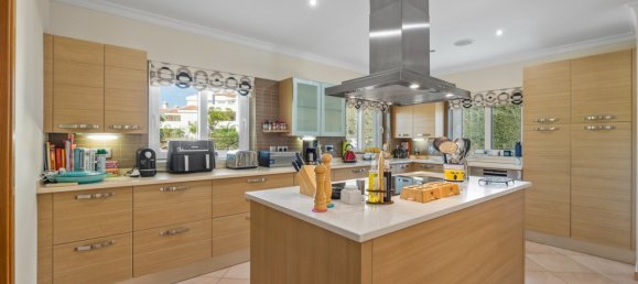 4 Schlafzimmer Villa in Faro, Portugal, Nr. 323261 2