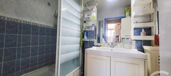 2 bedrooms Apartment in Massy, France No. 174745 6