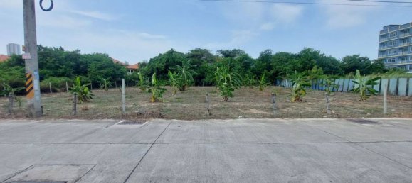 Terrain à Pattaya, Thailand No. 24013 3