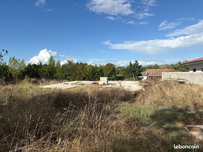  Land in Montauban, France No. 339354