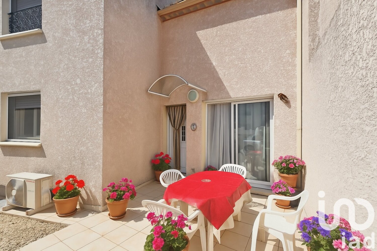 3 bedrooms House in Gard, France No. 296628