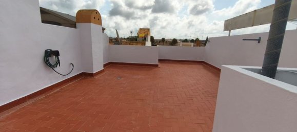 Квартира с 2 спальнями в Торревьеха, Испания № 180292 3