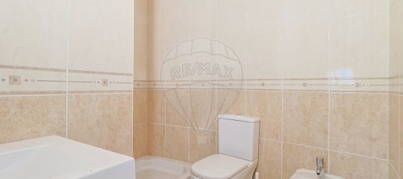 2 bedrooms House in Pinheiro de Azere, Portugal No. 166905 10