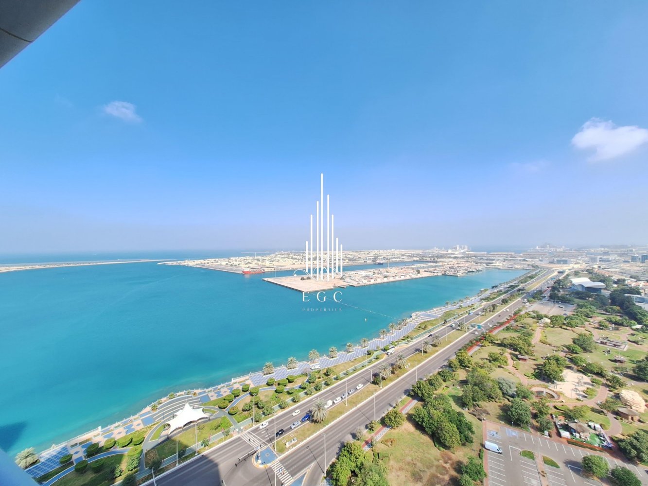 Квартира с 3 спальнями в Corniche Road, ОАЭ № 26567