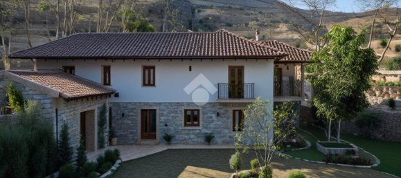 Casa de 4 habitaciónes en Manta, Italy No. 24361 17