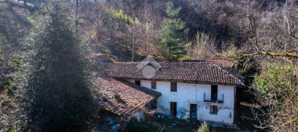 Casa de 4 habitaciónes en Manta, Italy No. 24361 8