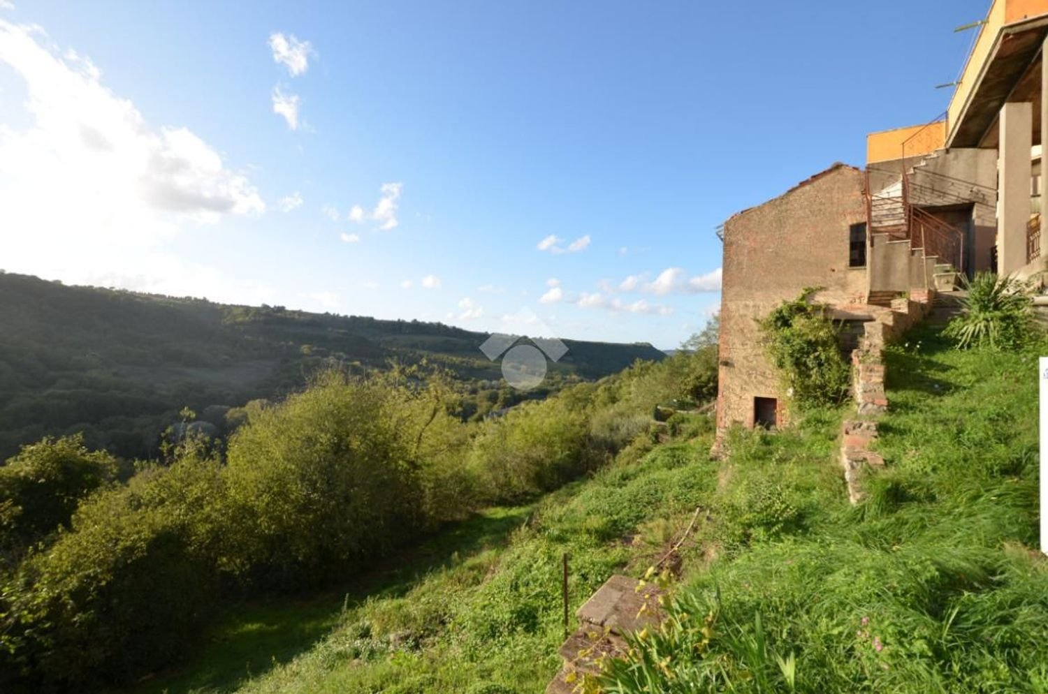 Garagem em Baschi, Italy 75 m² N.º 331653