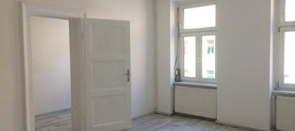 2 rooms Apartment in Gries, Austria No. 229349 3