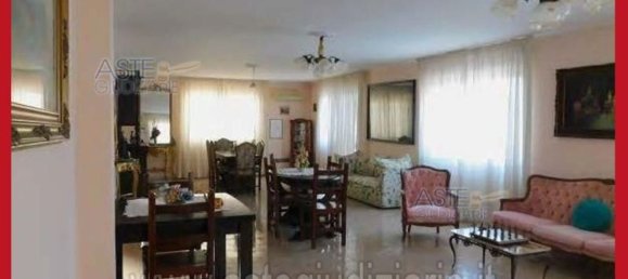 5 bedrooms Apartment in Rome, Italy No. 334096 39