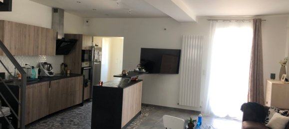 Casa de 3 dormitorios en Margny-les-Compiegne, France No. 228104 2