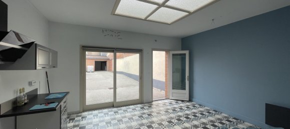 1 bedroom Building in Armentieres, France No. 236884 2