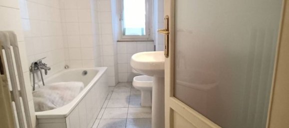 3 bedrooms Apartment in Terni, Italy No. 316861 9