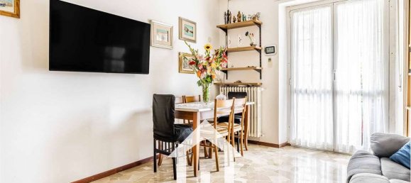 1 bedroom Apartment in Rho, Italy No. 332617 2