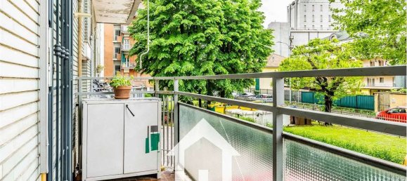 1 bedroom Apartment in Rho, Italy No. 332617 17