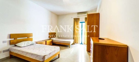 3 bedrooms Apartment in Sliema, Malta No. 8828 12