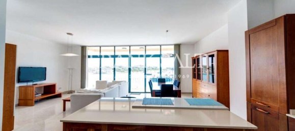 3 bedrooms Apartment in Sliema, Malta No. 8828 4