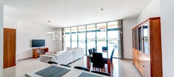 3 bedrooms Apartment in Sliema, Malta No. 8828 6