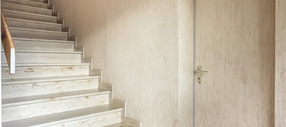 Дом с 5 комнатами в Reutlingen, Германия № 30921 5