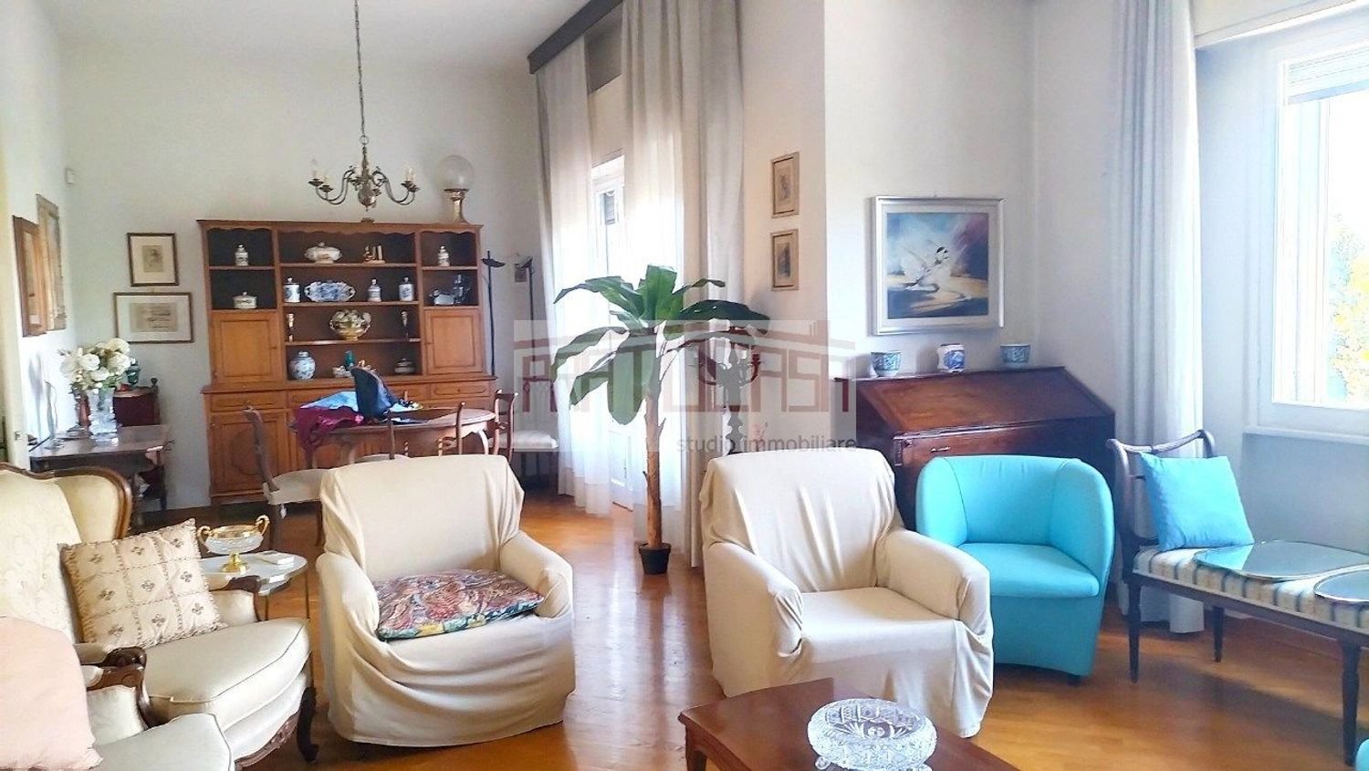 4 chambres Appartement à Prato, Italy No. 331371