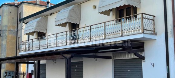 2-Zimmer Gewerbliche Immobilie in Canaro, Italy, Nr. 89296 4