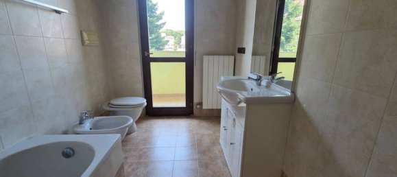 2 Schlafzimmer Wohnung in Meda, Italy, Nr. 258879 17