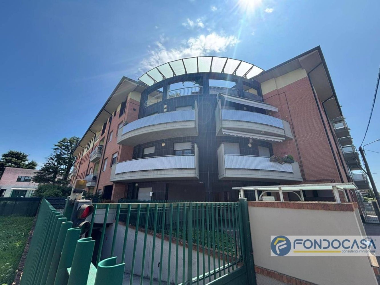 2 Schlafzimmer Wohnung in Meda, Italy, Nr. 258879