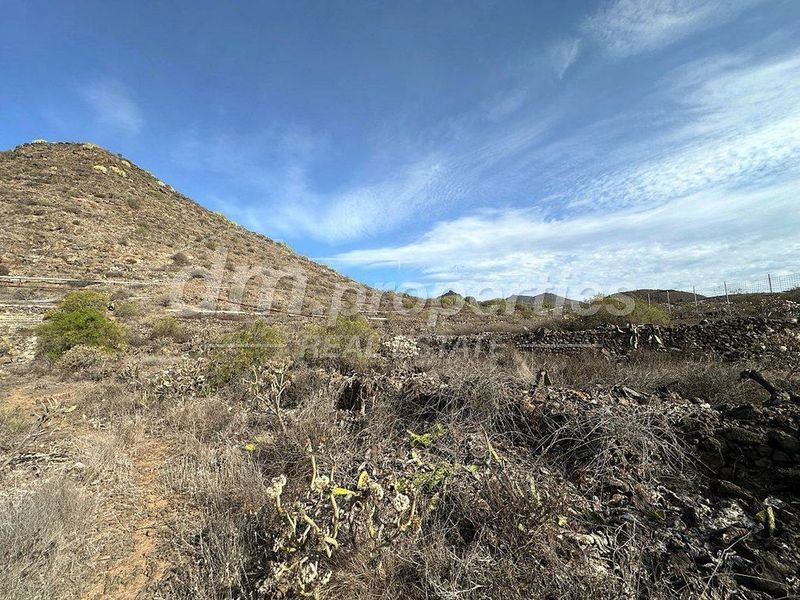 Terreno em Arona, Spain 11479 m² N.º 237678