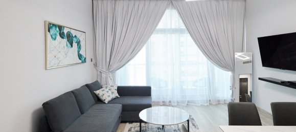 Studio in Dubai, UAE No. 20958 4