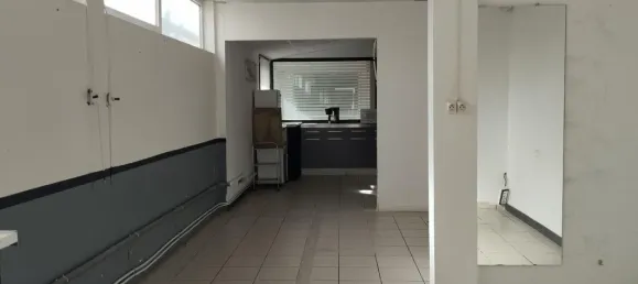 Gewerbliche Immobilie in Mont-de-Marsan, France 250m², Nr. 352736 5